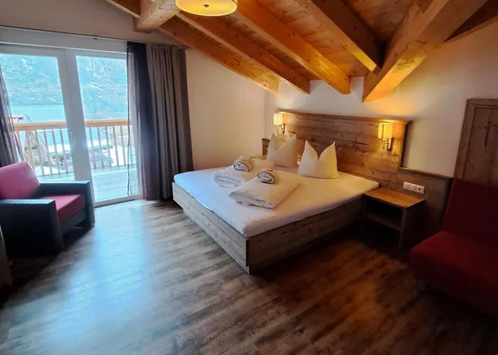 Rooftop By Northsouth Daire *