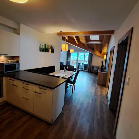 Rooftop By Northsouth Apartman